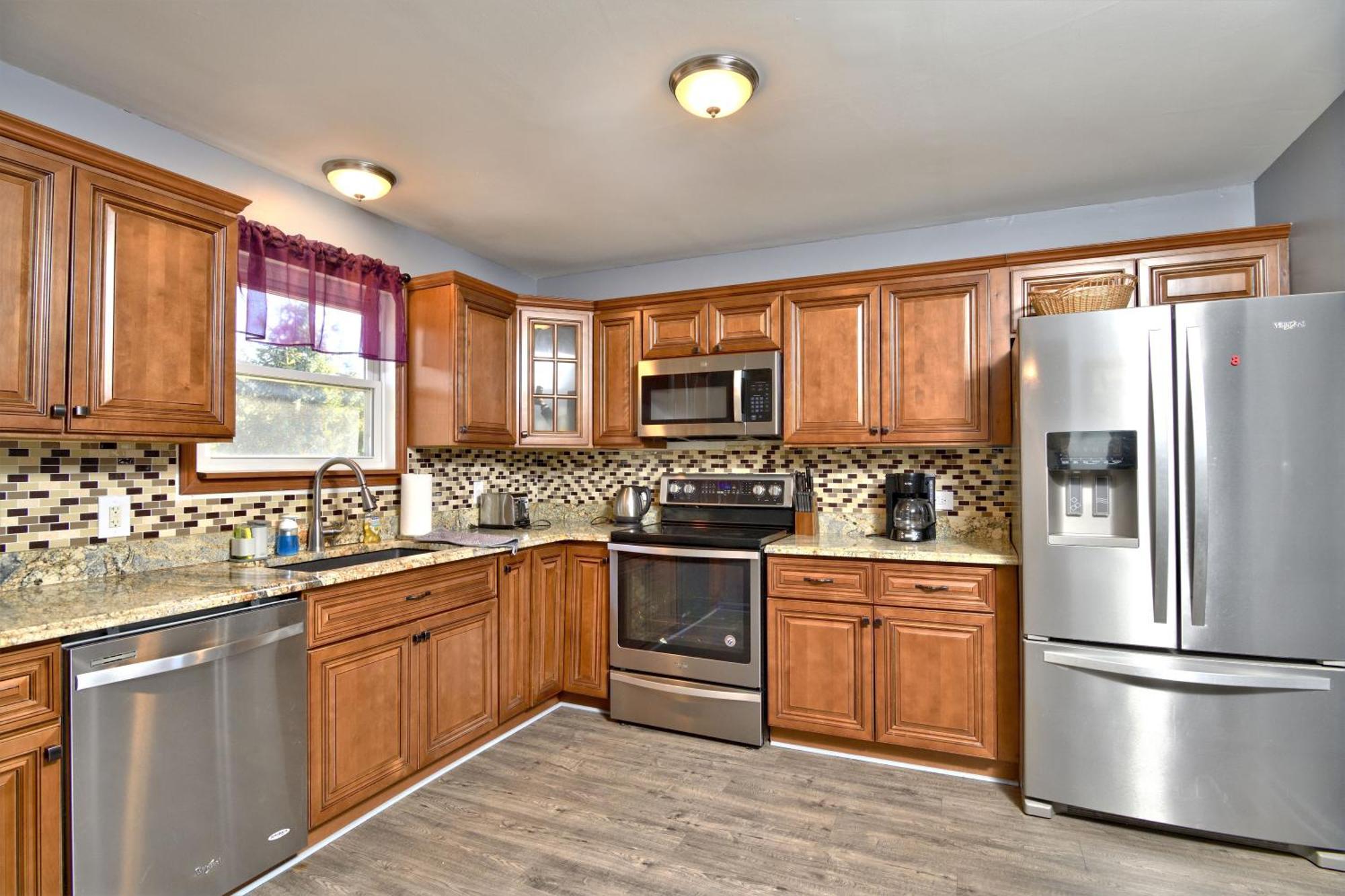 Lakehouse *Hottub*Jacuzzi*Firepit*Bbq*Pool Long Pond Exterior photo