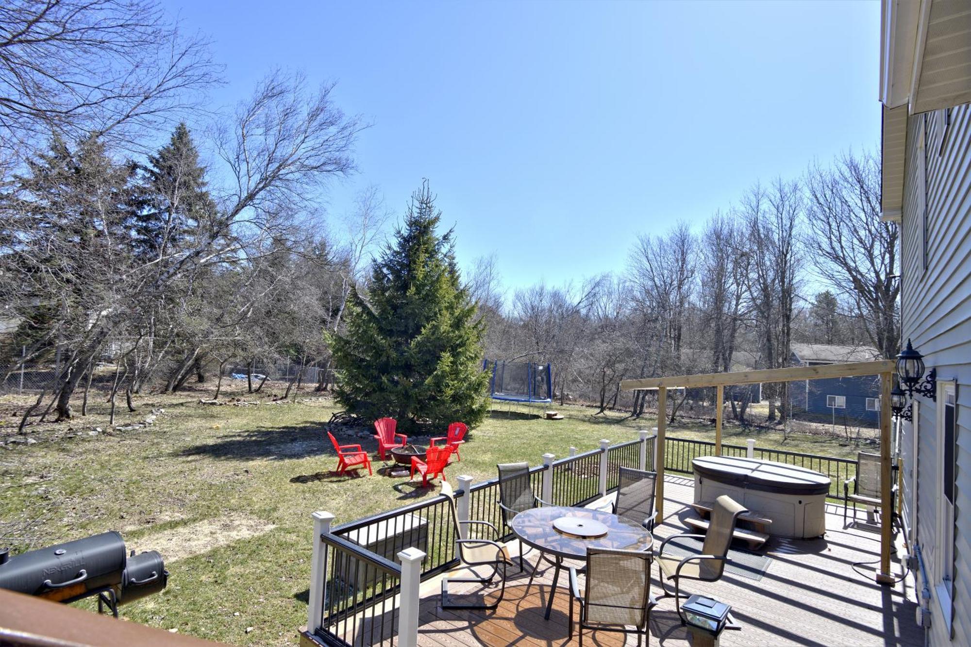Lakehouse *Hottub*Jacuzzi*Firepit*Bbq*Pool Long Pond Exterior photo