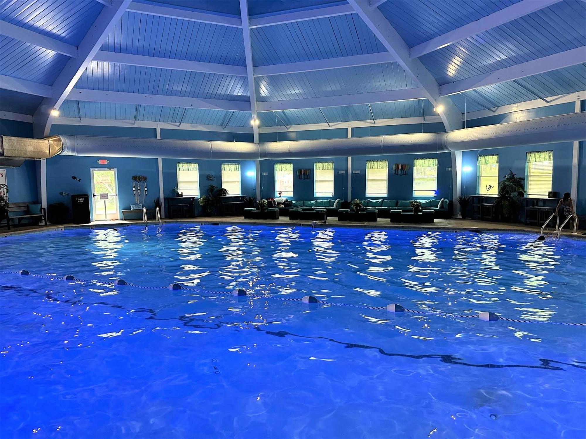 Lakehouse *Hottub*Jacuzzi*Firepit*Bbq*Pool Long Pond Exterior photo